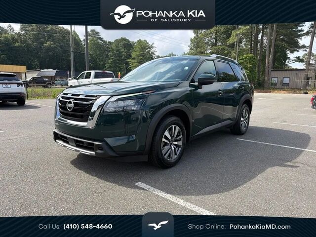 2025 Nissan Pathfinder SL