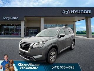 2024 Nissan Pathfinder SL