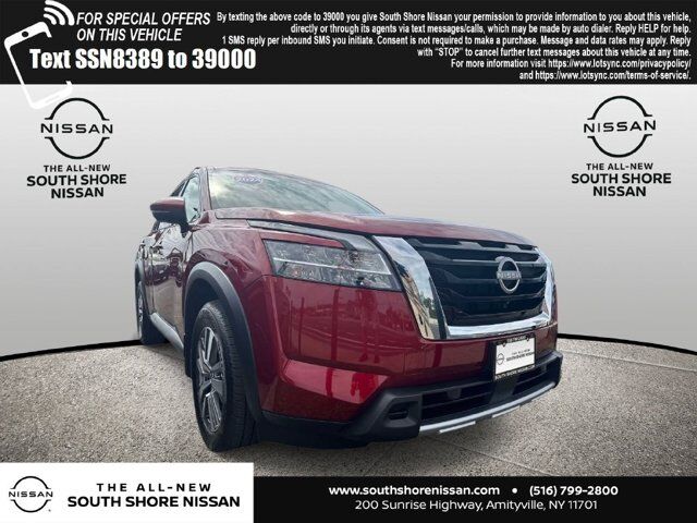 2024 Nissan Pathfinder SL