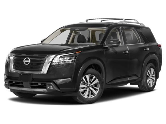 2022 Nissan Pathfinder SL — photo 1 of 26