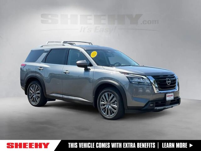 2022 Nissan Pathfinder SL