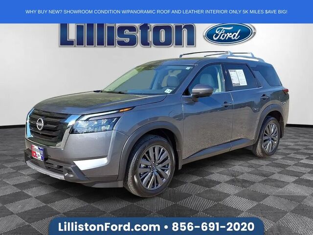 2025 Nissan Pathfinder SL