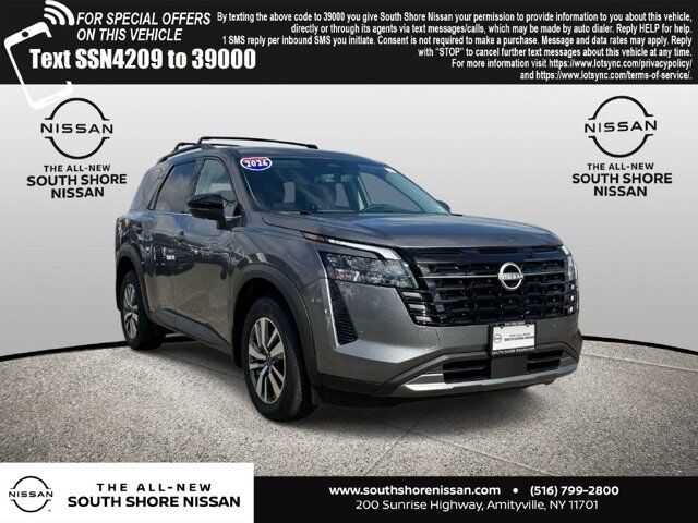 2026 Nissan Pathfinder SL