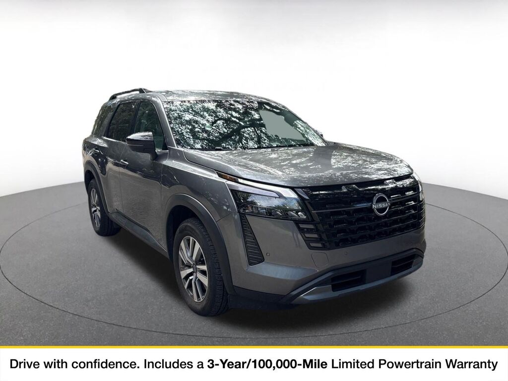 2026 Nissan Pathfinder SL — photo 1 of 11