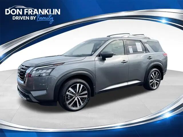 2025 Nissan Pathfinder Platinum