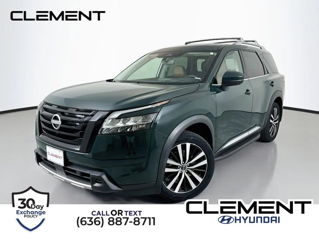 2024 Nissan Pathfinder Platinum — photo 1 of 13