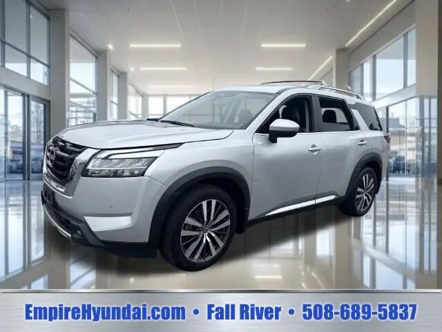 2022 Nissan Pathfinder Platinum