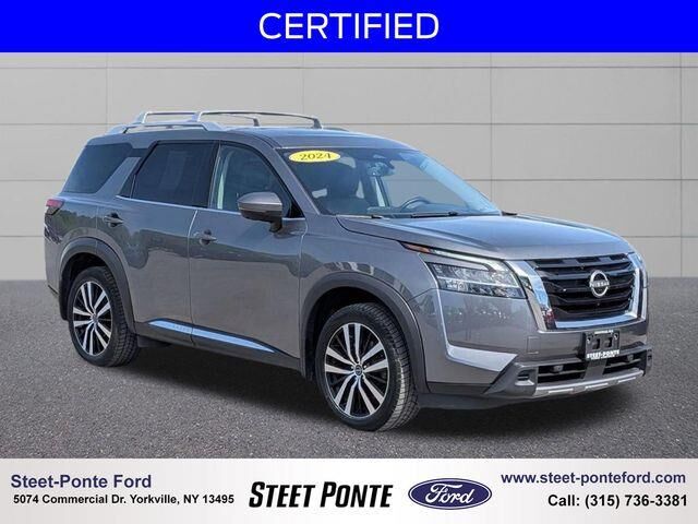 2024 Nissan Pathfinder Platinum — photo 1 of 13