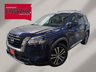 2024 Nissan Pathfinder Platinum — photo 1 of 2