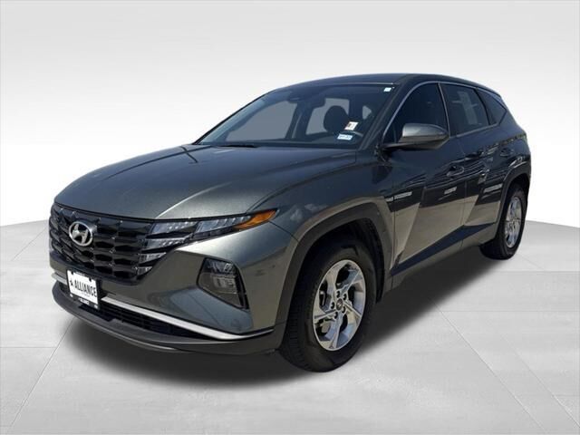 2022 Hyundai TUCSON SE