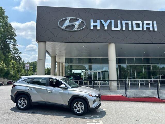 2023 Hyundai TUCSON SE — photo 1 of 45