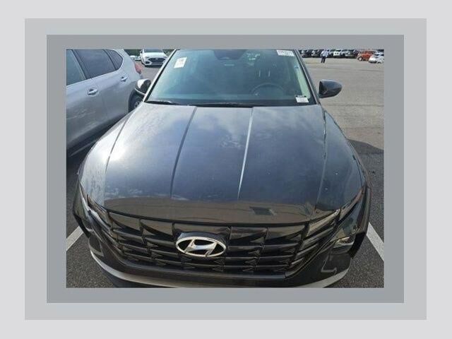 2022 Hyundai TUCSON SE — photo 1 of 42