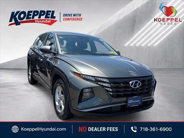 2022 Hyundai TUCSON SE