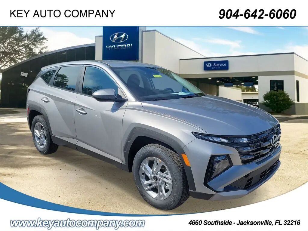 2026 Hyundai TUCSON SE — photo 1 of 13