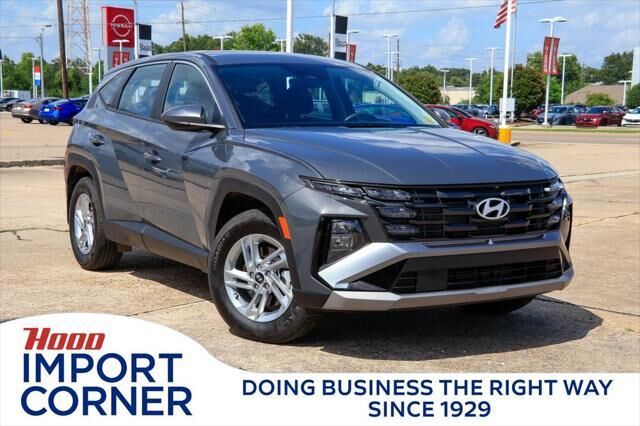 2026 Hyundai TUCSON SE — photo 1 of 13