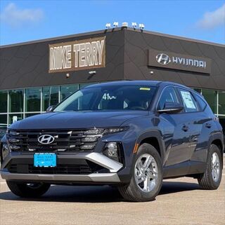 2026 Hyundai TUCSON SE — photo 1 of 13