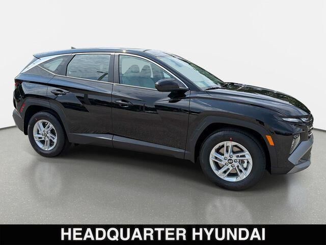 2026 Hyundai TUCSON SE — photo 1 of 13