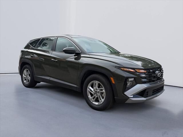 2026 Hyundai TUCSON SE — photo 1 of 13