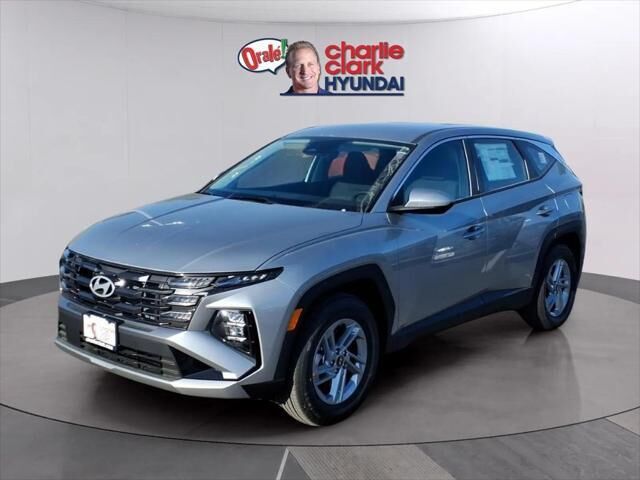 2026 Hyundai TUCSON SE — photo 1 of 26