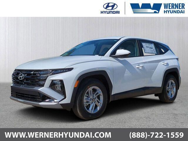 2026 Hyundai TUCSON SE — photo 1 of 13