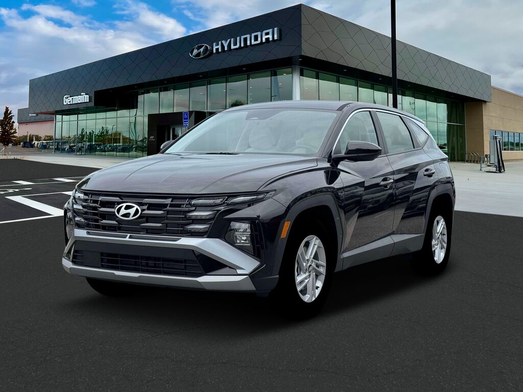 2026 Hyundai TUCSON SE — photo 1 of 12