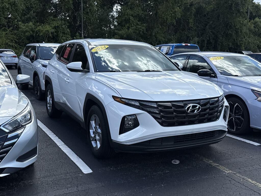 2024 Hyundai TUCSON SE — photo 1 of 13