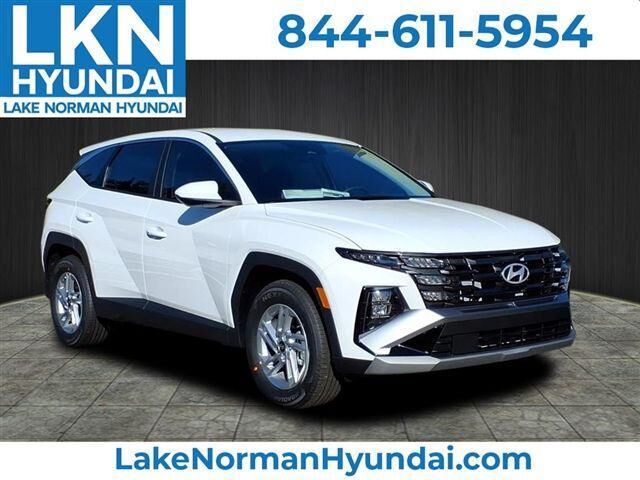 2026 Hyundai TUCSON SE — photo 1 of 13
