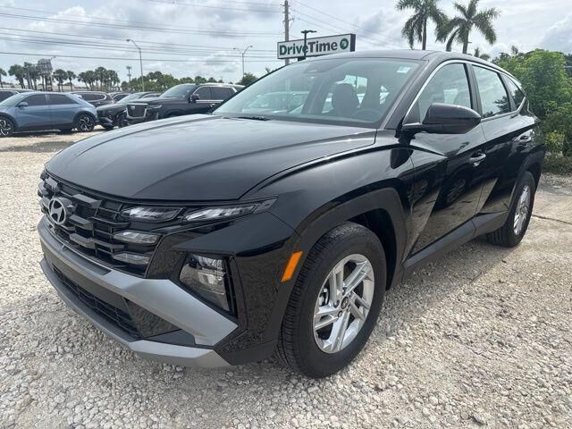 2026 Hyundai TUCSON SE — photo 1 of 13