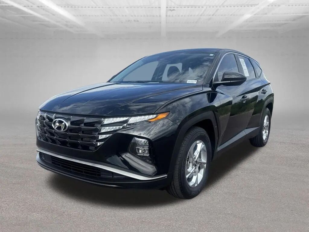 2024 Hyundai TUCSON SE — photo 1 of 30