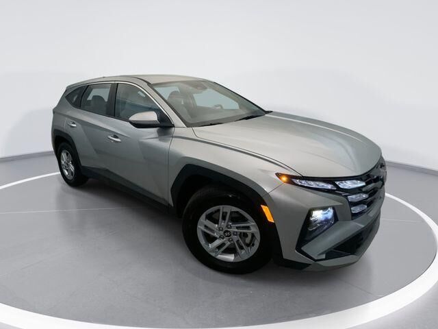 2026 Hyundai TUCSON SE — photo 1 of 13