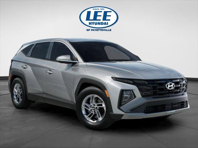 2026 Hyundai TUCSON SE — photo 1 of 13