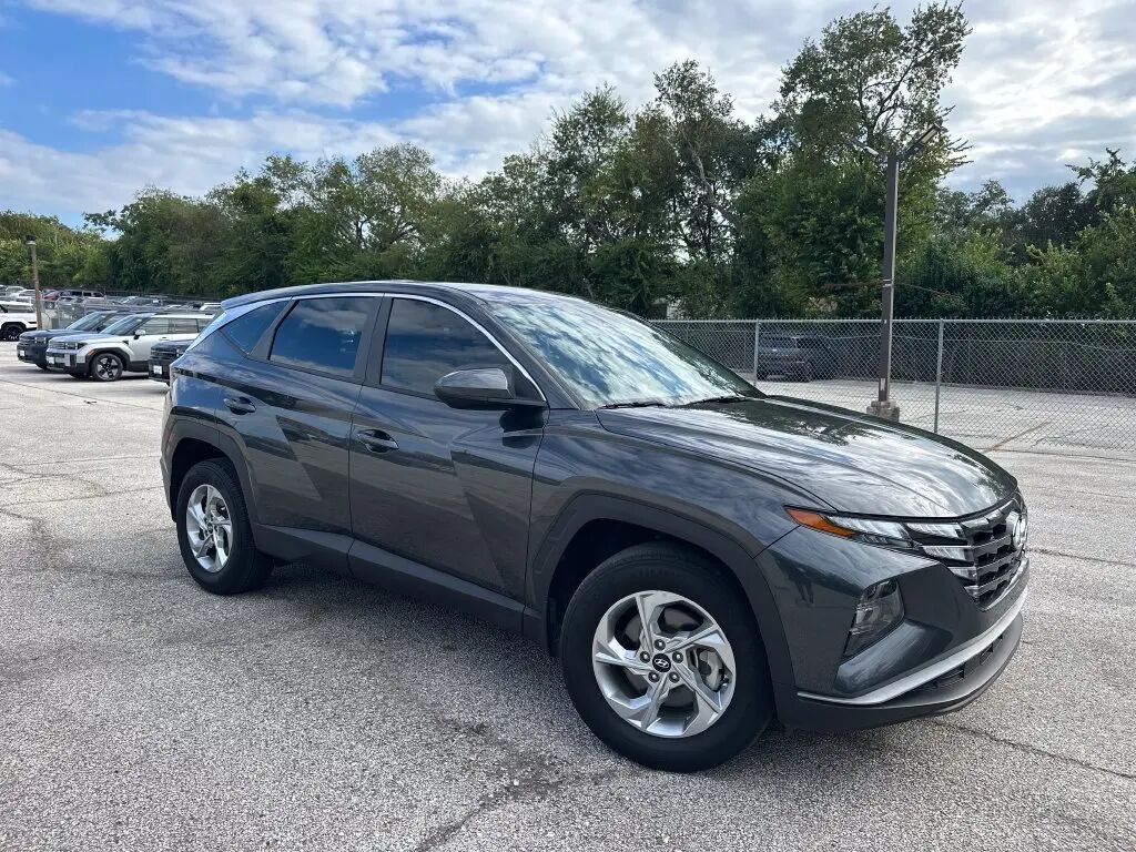 2023 Hyundai TUCSON SE — photo 1 of 13