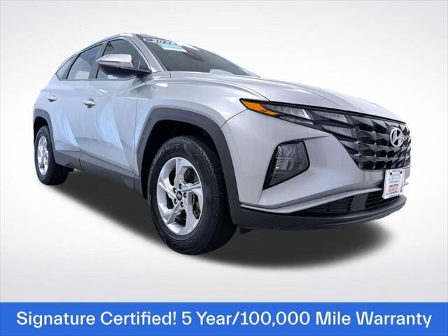 2022 Hyundai TUCSON SE
