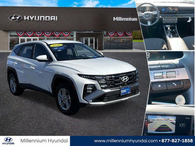 2026 Hyundai TUCSON SE
