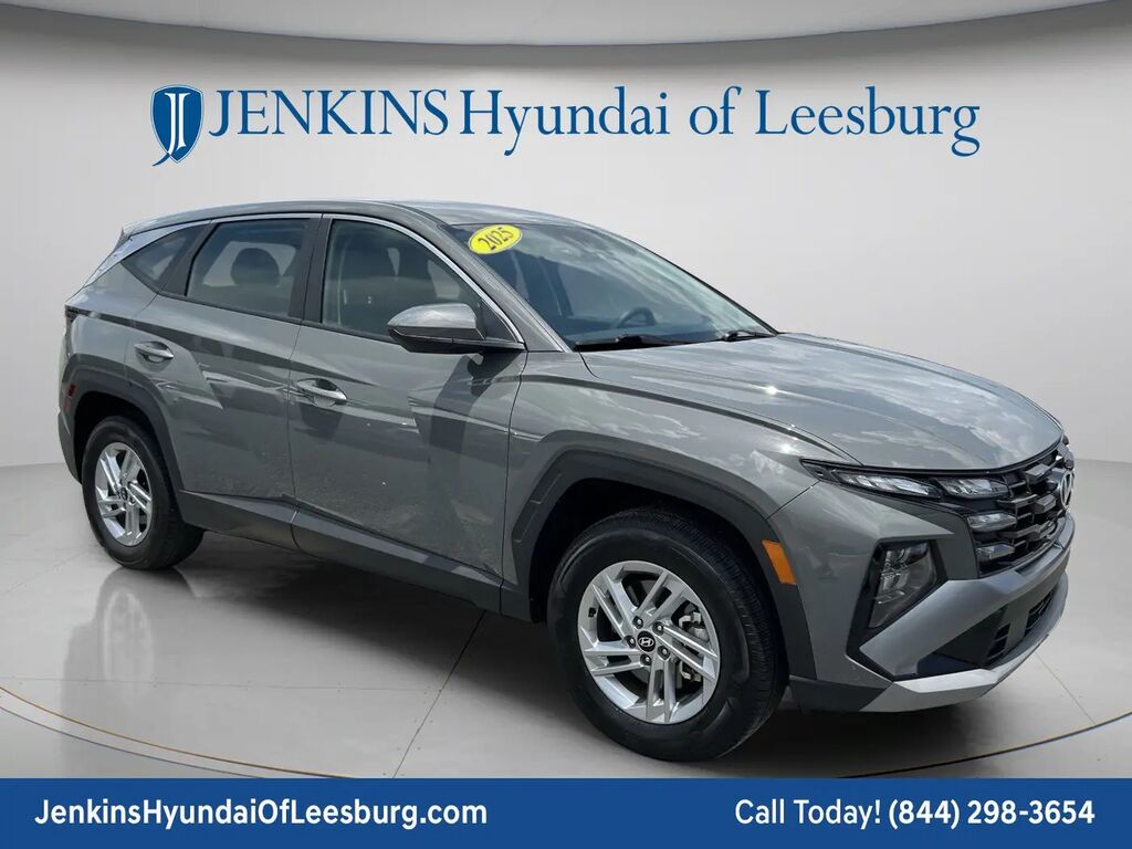 2025 Hyundai TUCSON SE — photo 1 of 13