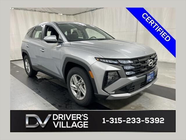 2025 Hyundai TUCSON SE