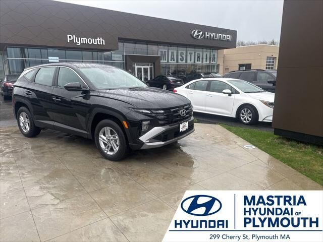 2026 Hyundai TUCSON SE
