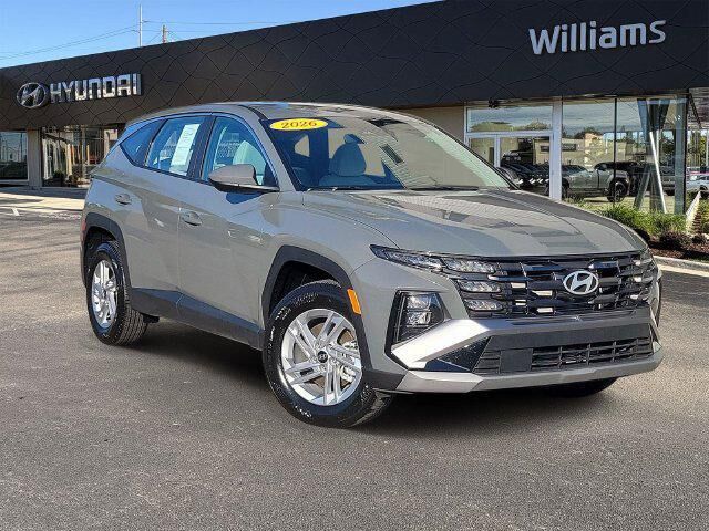 2026 Hyundai TUCSON SE