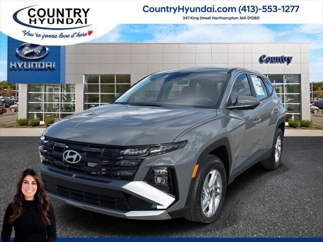 2026 Hyundai TUCSON SE — photo 1 of 13