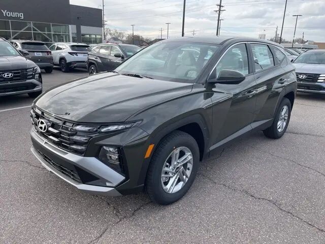 2025 Hyundai TUCSON SE — photo 1 of 13