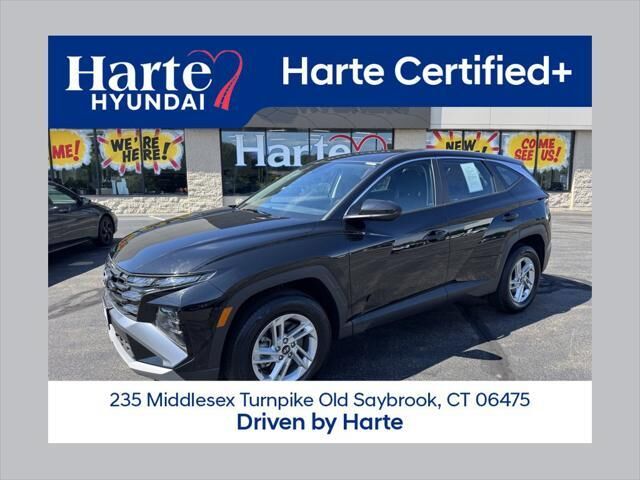 2026 Hyundai TUCSON SE
