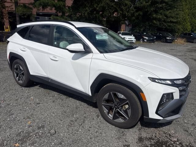 2025 Hyundai TUCSON SEL — photo 1 of 13