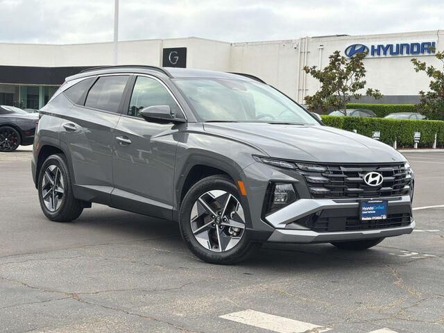 2025 Hyundai TUCSON SEL — photo 1 of 13