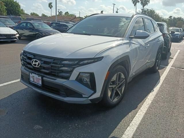 2025 Hyundai TUCSON SEL — photo 1 of 20