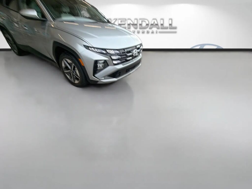 2025 Hyundai TUCSON SEL — photo 1 of 13