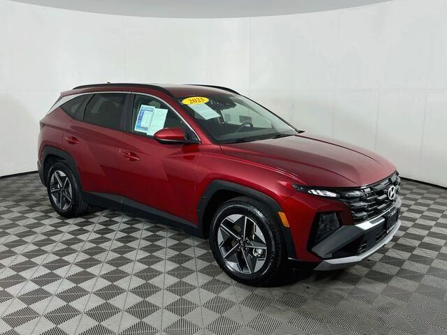 2025 Hyundai TUCSON SEL — photo 1 of 44