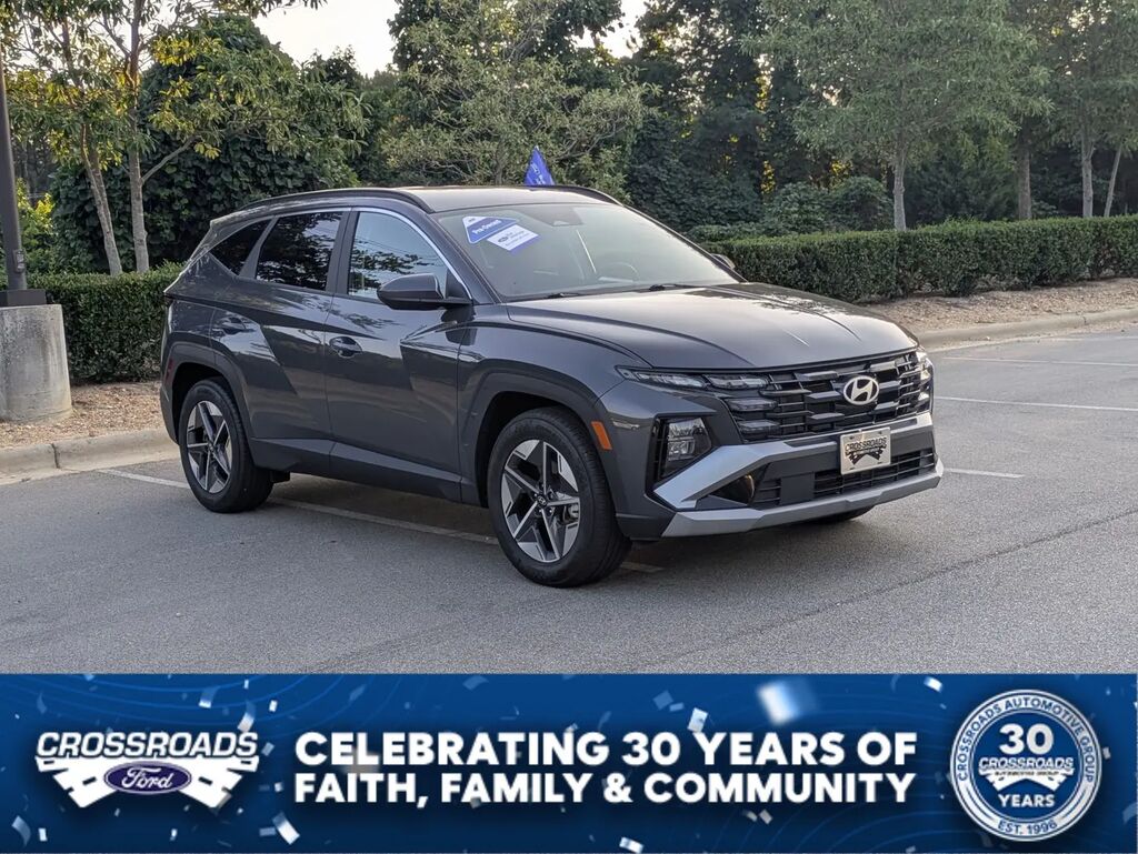 2025 Hyundai TUCSON SEL — photo 1 of 14