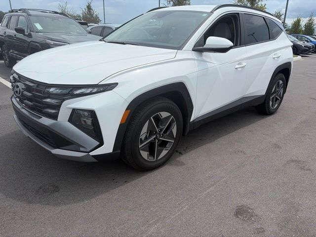 2025 Hyundai Tucson SEL — photo 1 of 1