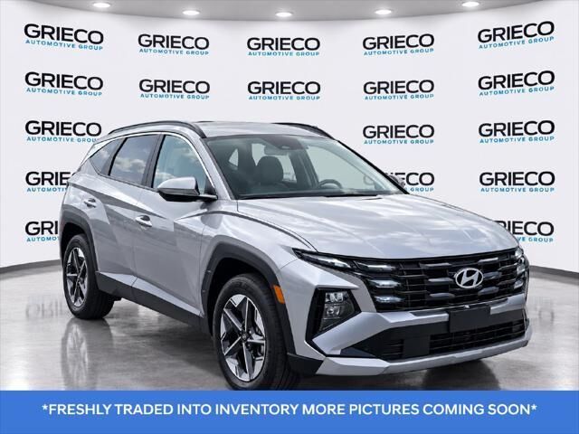 2025 Hyundai TUCSON SEL — photo 1 of 4