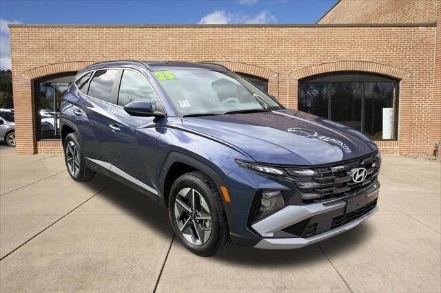 2025 Hyundai TUCSON SEL — photo 1 of 13